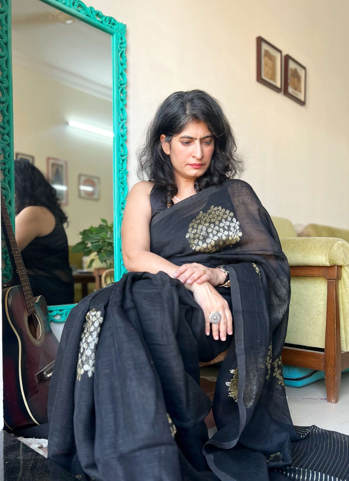 Black Linen zari Saree