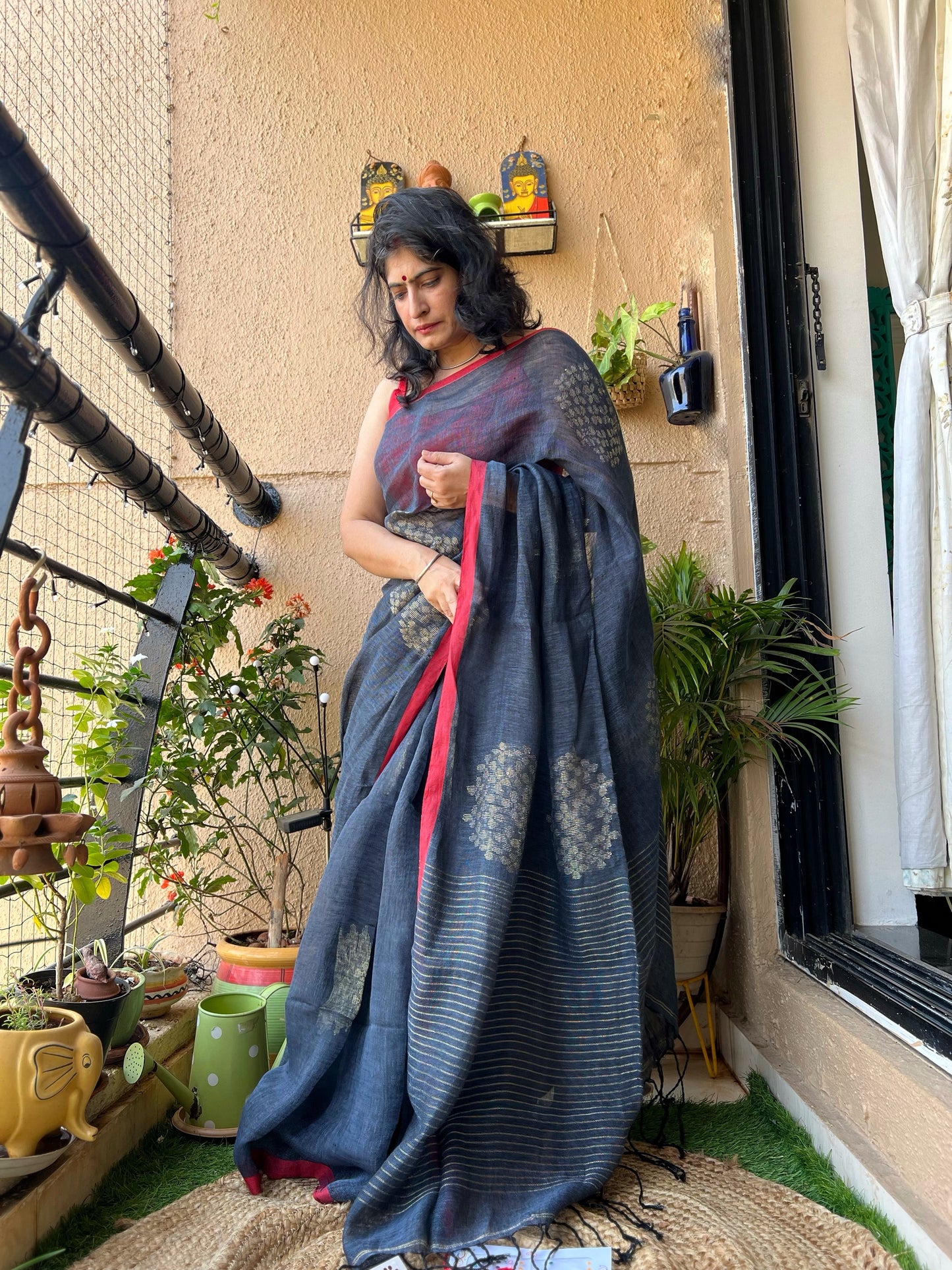 Grey Linen zari Saree