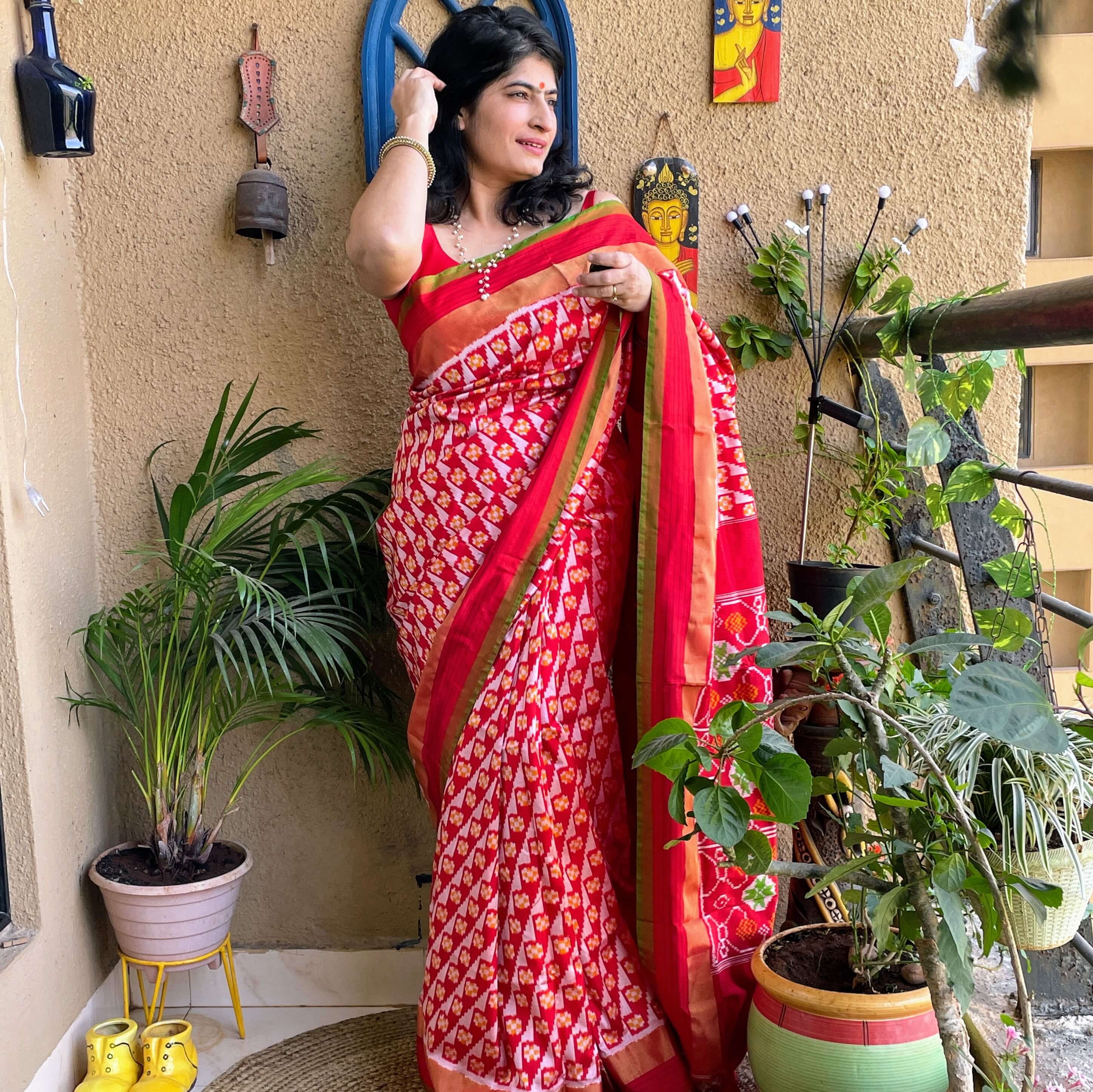 Tvis and Bliss. Tri-Color Combination Pochampally Ikkat Silk Saree