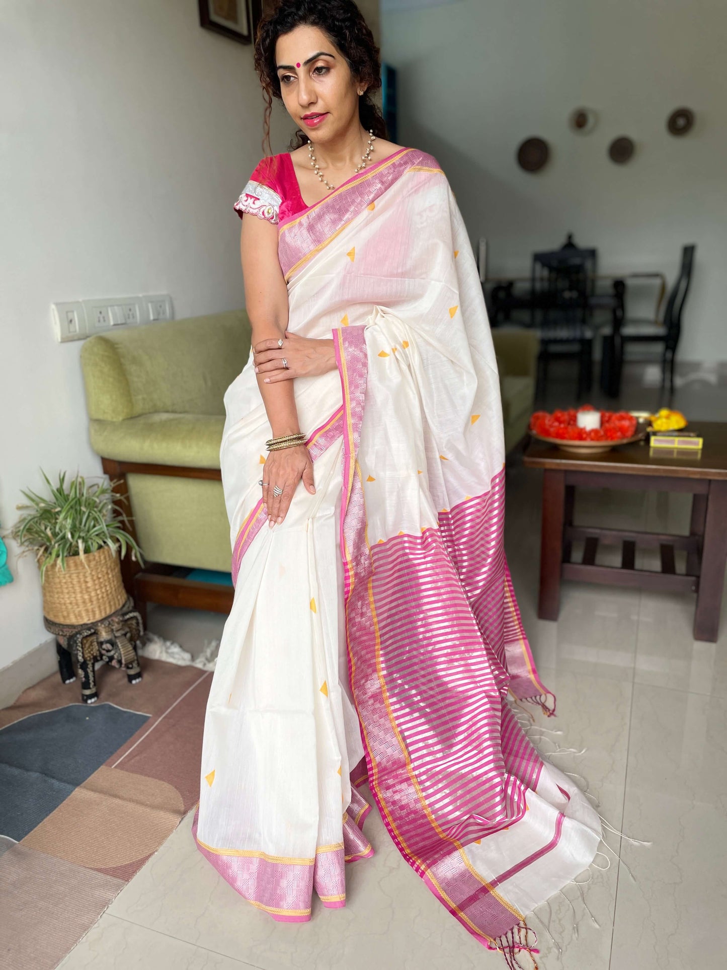 White Pink Maheshwari Saree ~ Rang collection