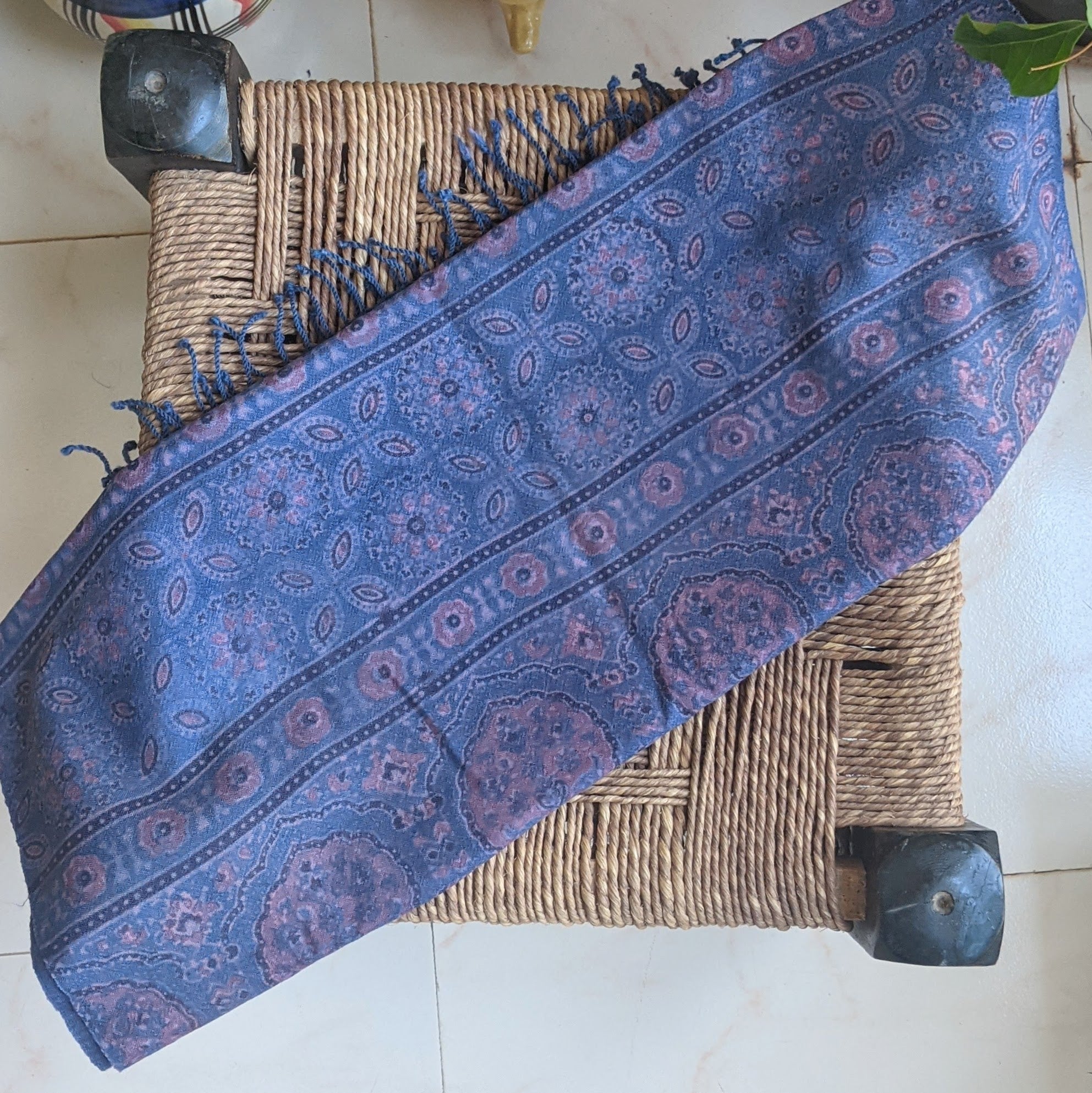 APNA KAPDA BAZAAR Embroidered Wool Blend Girls Stole - Buy APNA KAPDA  BAZAAR Embroidered Wool Blend Girls Stole Online at Best Prices in India |  Flipkart.com