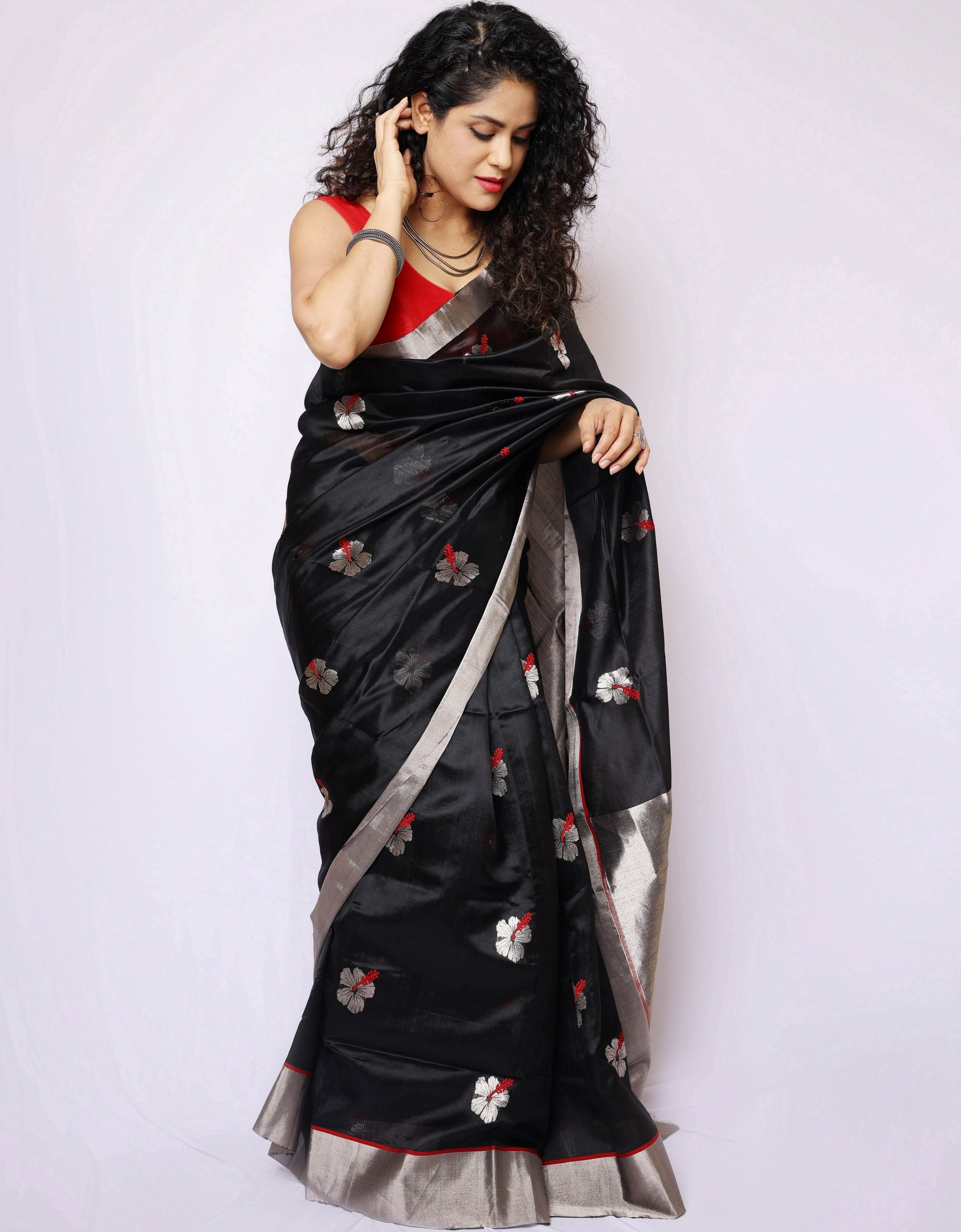 satan saree black