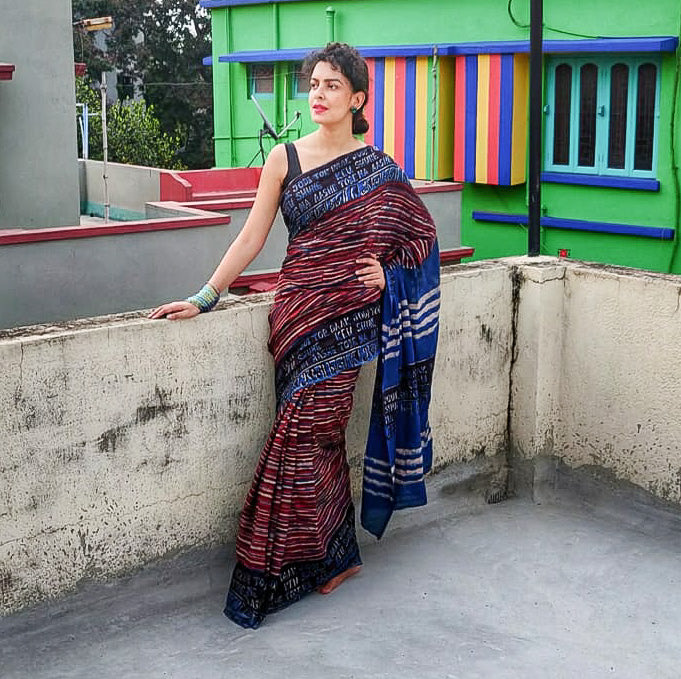 Buy Indigo Blue Floral Mulmul Cotton Saree | trendwati